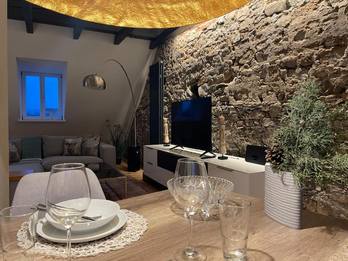 Апартаменты Voh Super Exklusives Loft, Zentral, Smart-Tv, Parkplatz Фоэнштраус Экстерьер фото