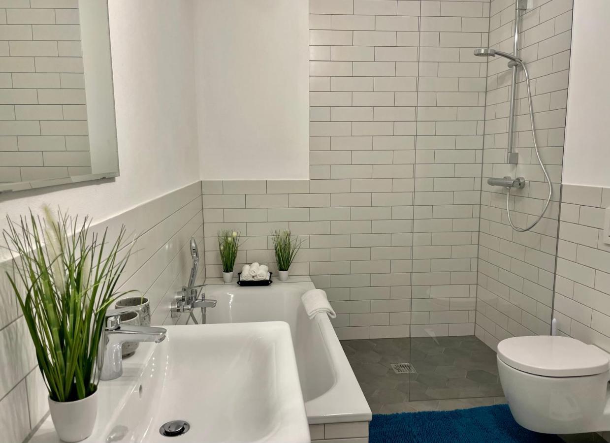Апартаменты Voh Super Exklusives Loft, Zentral, Smart-Tv, Parkplatz Фоэнштраус Экстерьер фото
