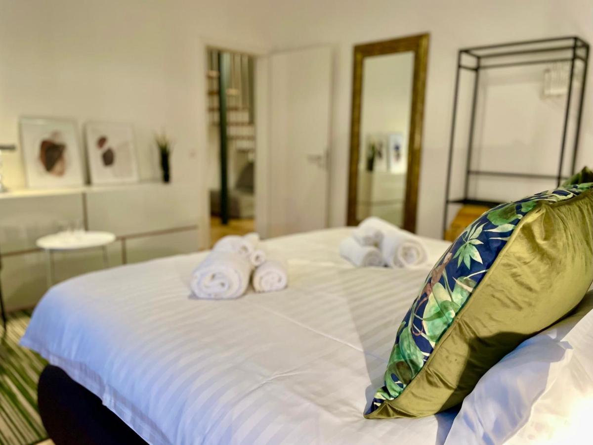 Апартаменты Voh Super Exklusives Loft, Zentral, Smart-Tv, Parkplatz Фоэнштраус Экстерьер фото
